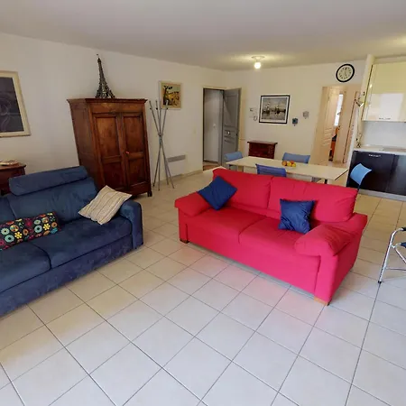 Spacieux 3p En Centre-ville De Menton, Terrasse, Parking, Wifi Gratuit, Proche - Fr-1-196-270 Διαμέρισμα *