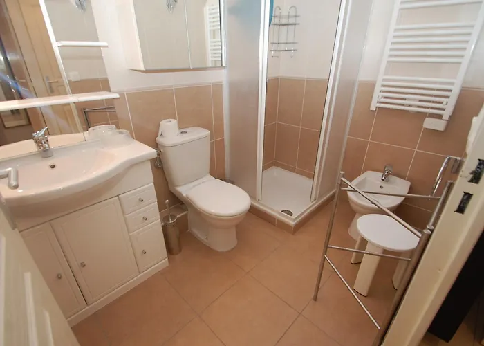 Spacieux 3p En Centre-ville De Menton, Terrasse, Parking, Wifi Gratuit, Proche - Fr-1-196-270 * Ментона